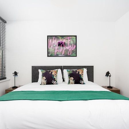 The Old Station Apartments By Sorted Stay Southend-on-Sea Exteriör bild