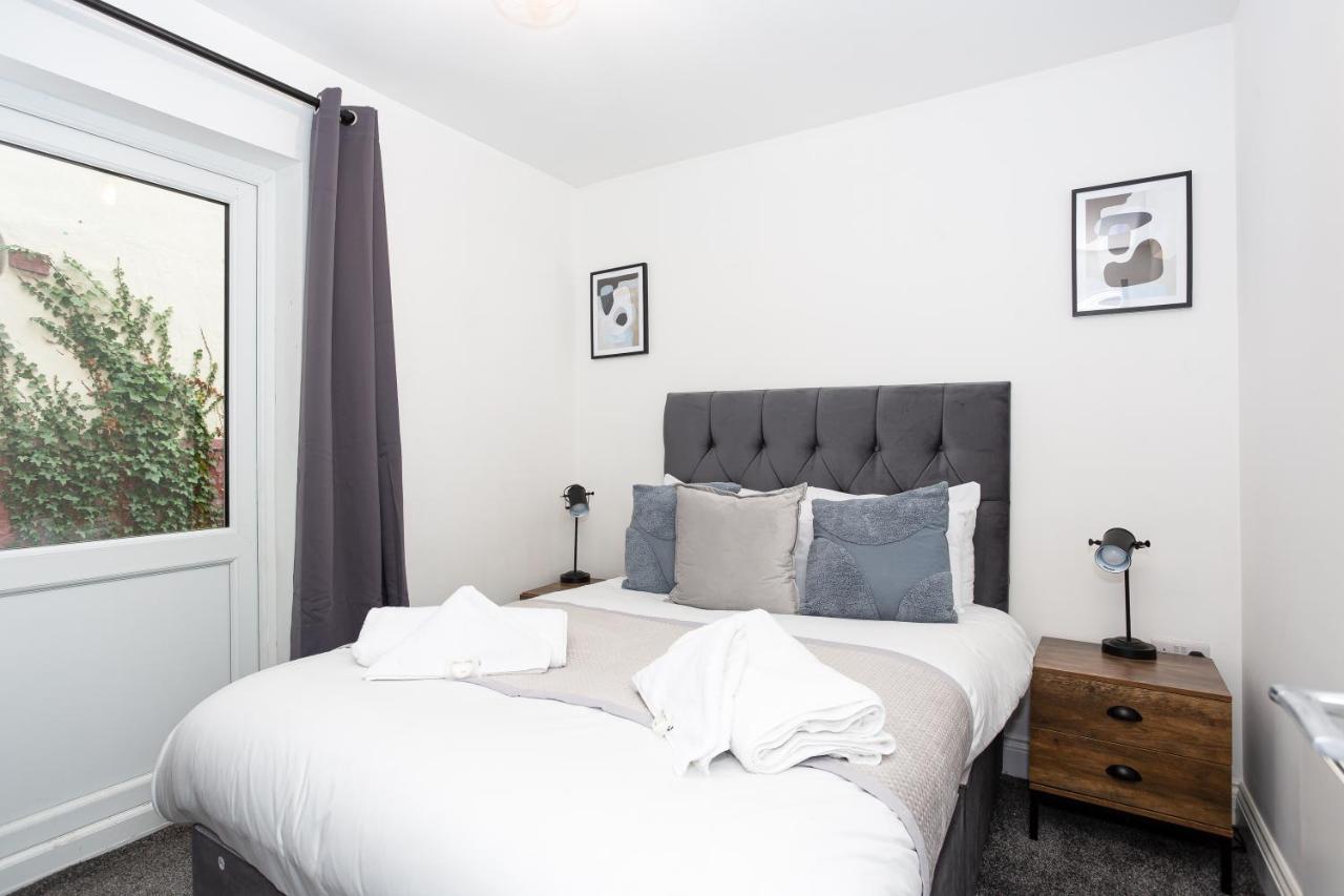 The Old Station Apartments By Sorted Stay Southend-on-Sea Exteriör bild