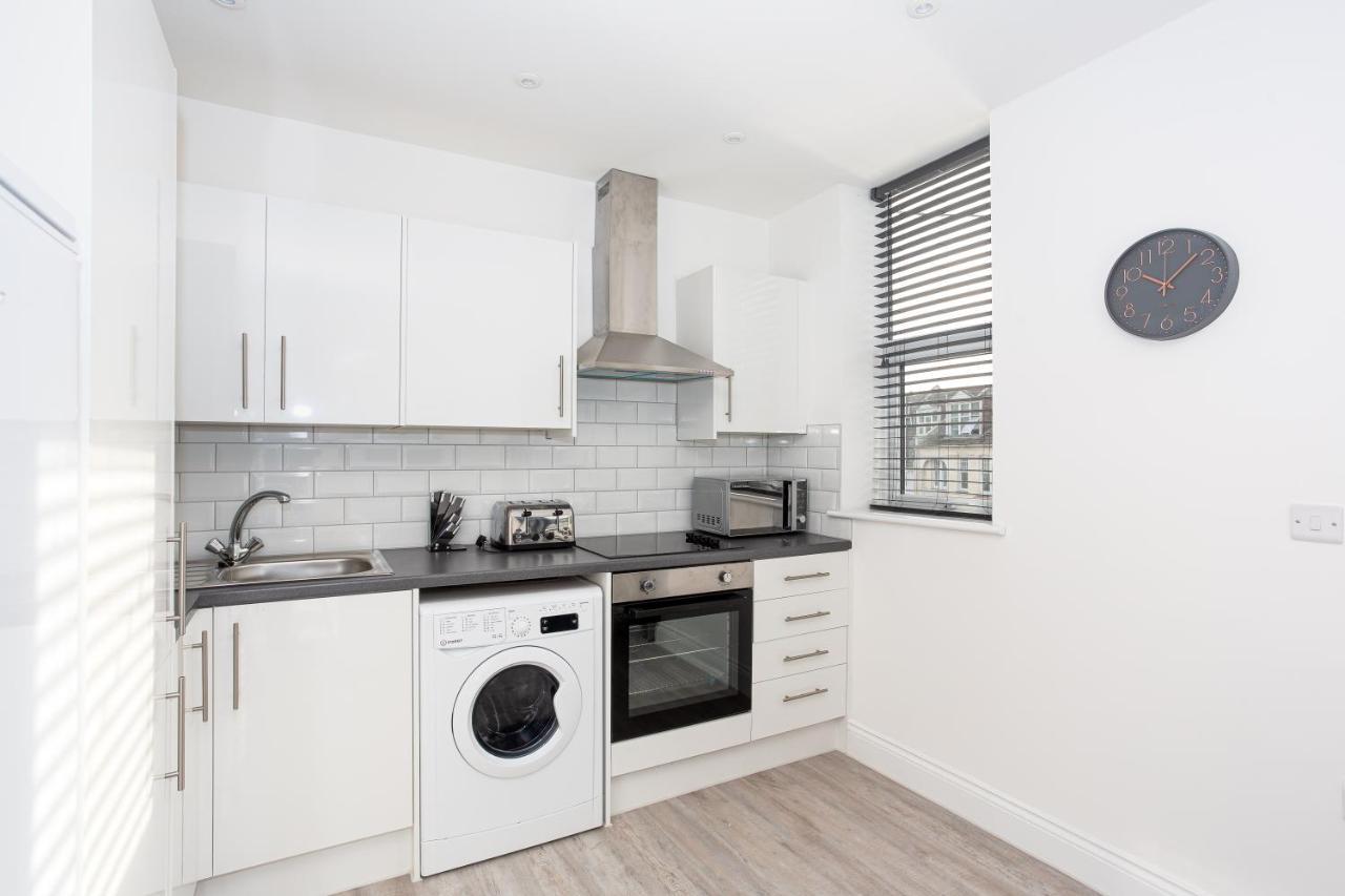 The Old Station Apartments By Sorted Stay Southend-on-Sea Exteriör bild