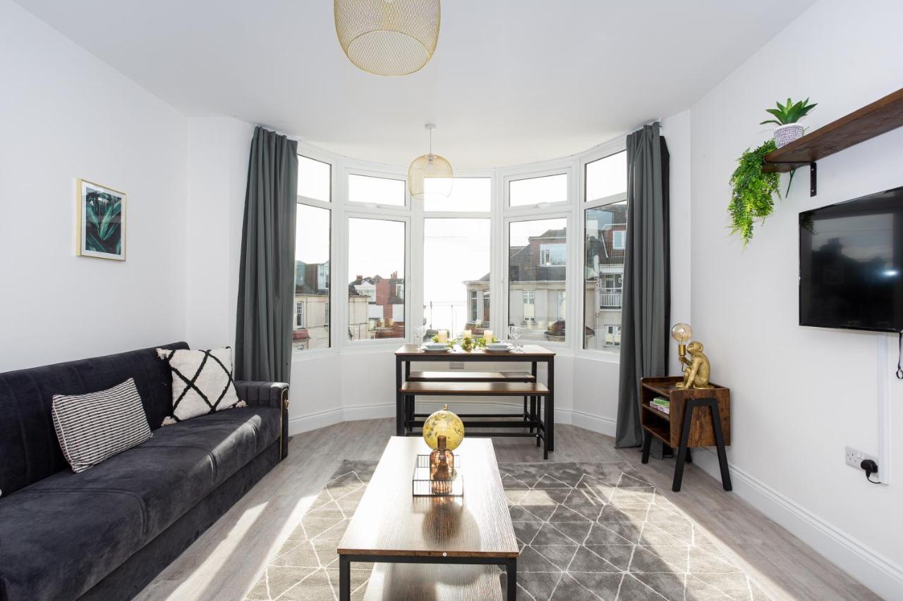 The Old Station Apartments By Sorted Stay Southend-on-Sea Exteriör bild